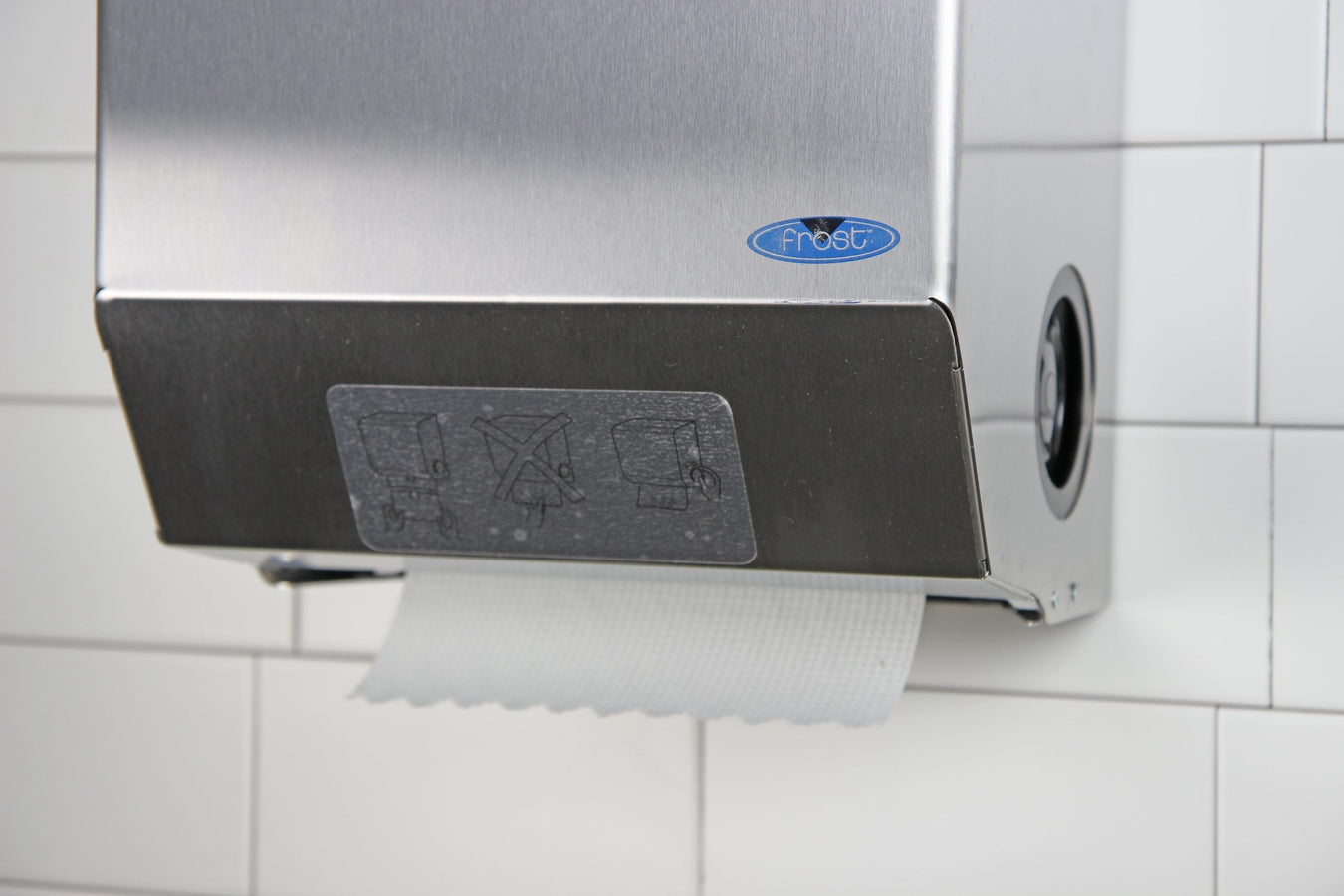 Frost 109-60S stainless steel touchless paper towel dispenser in use
